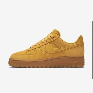 Nike AF1 low/mineral yellow gum light